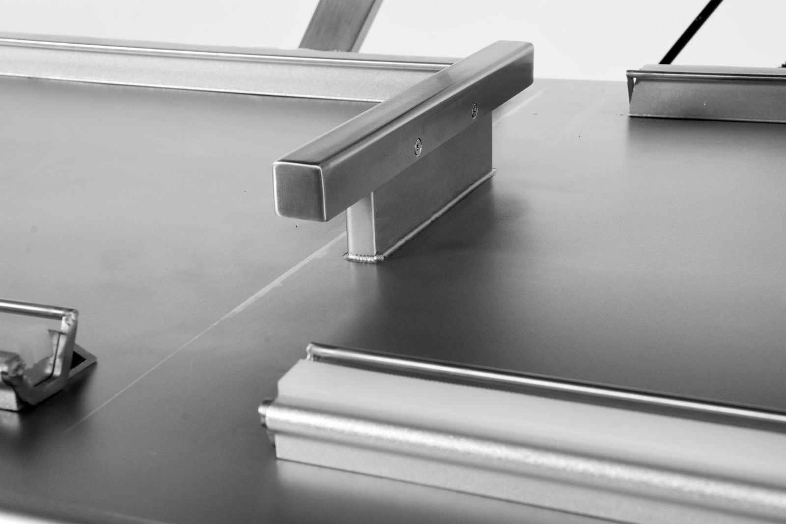 Mobilní dvoukomorový vakuový balicí stroj 45x60 cm | YATO YG-09307