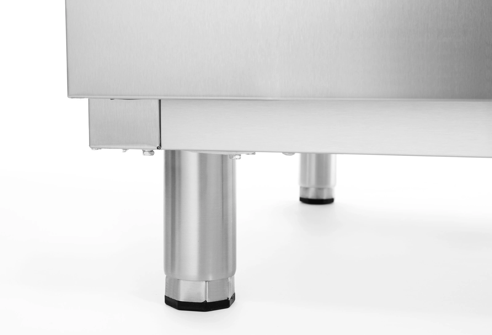 Mrazicí skříň 1-dveřová GN 2/1, nerezová ocel, 580 l, statické chlazení | ARKTIC 236680