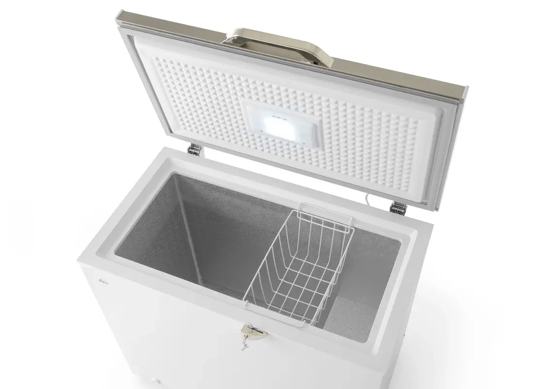 Truhlicová mraznička 282 l, statický chladicí systém, zámek | ARKTIC 233863