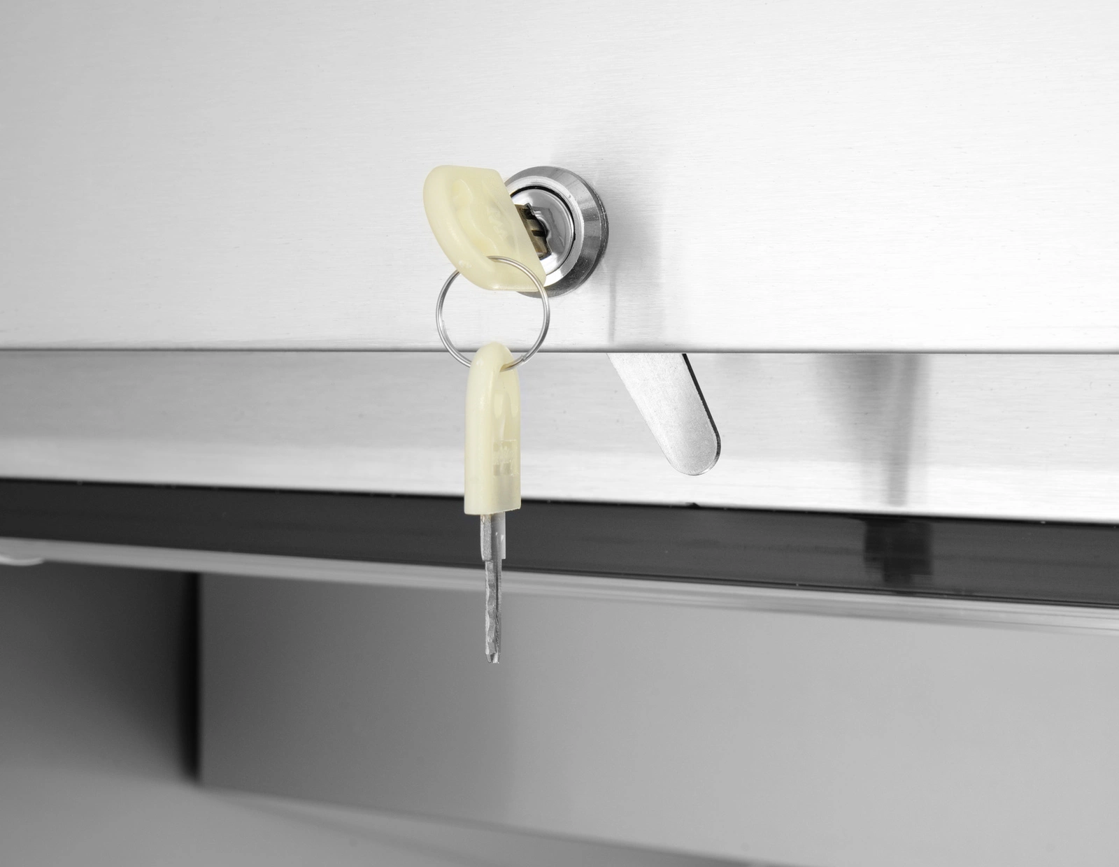 Mrazicí skříň 1-dveřová GN 2/1, nerezová ocel, 580 l, statické chlazení | ARKTIC 236680