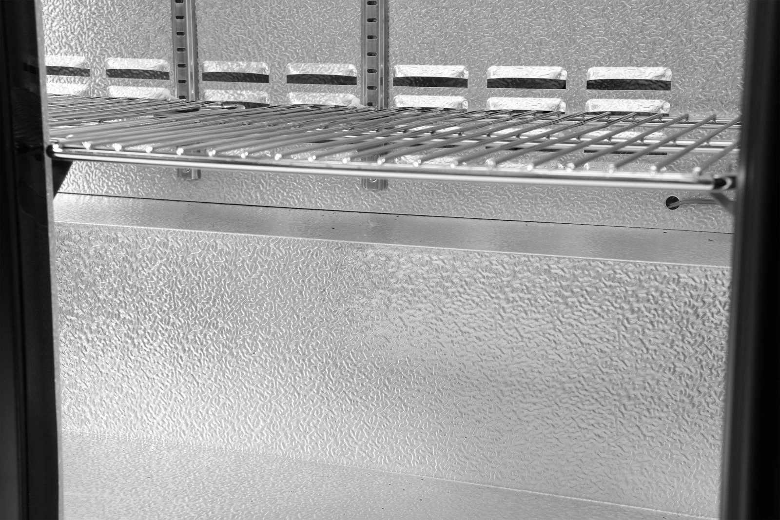 Chłodziarka do butelek, 227 l, dynamiczne chłodzenie, 230 V, R600a, zamek | YATO YG-05356