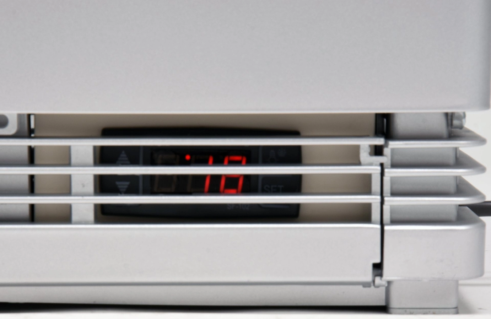 Chladicí vitrína 78 l stříbrná | YATO YG-05057