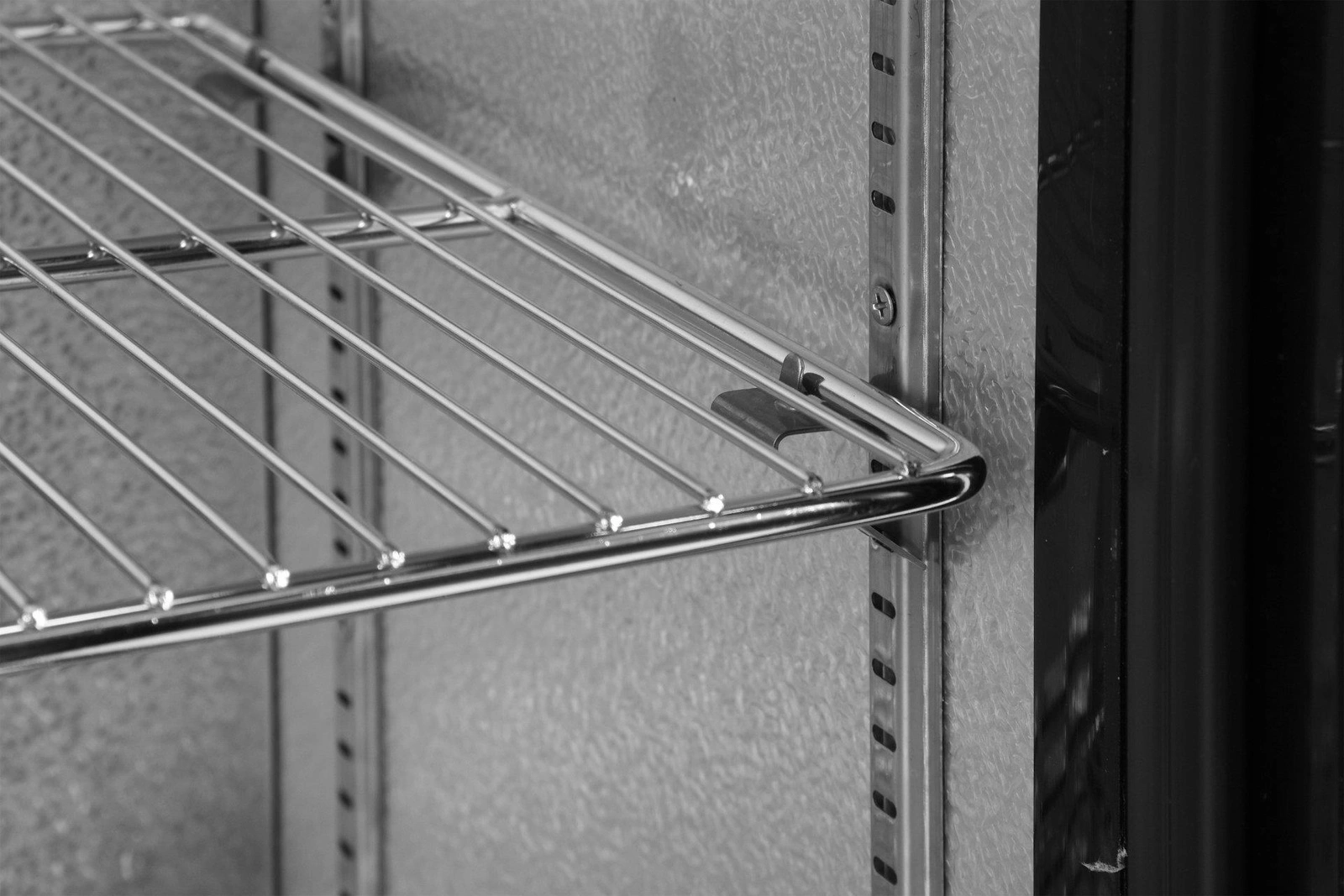 Chłodziarka do butelek, 227 l, dynamiczne chłodzenie, 230 V, R600a, zamek | YATO YG-05356